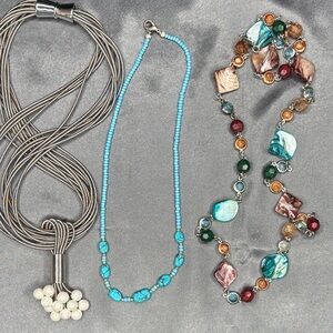 Elegant Silver and Turquoise Necklace Set
